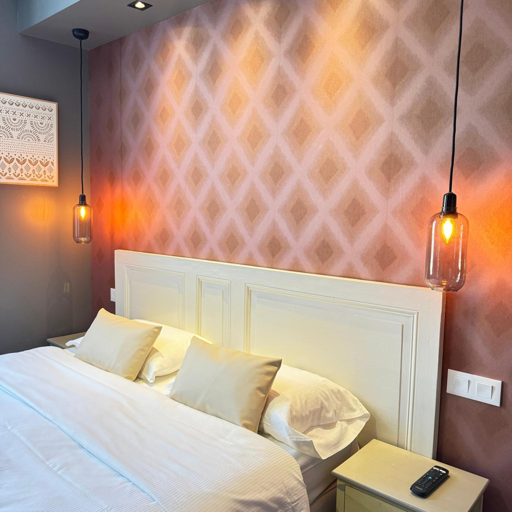 Cit'Hotel Les Alizes Dinard Exterior foto