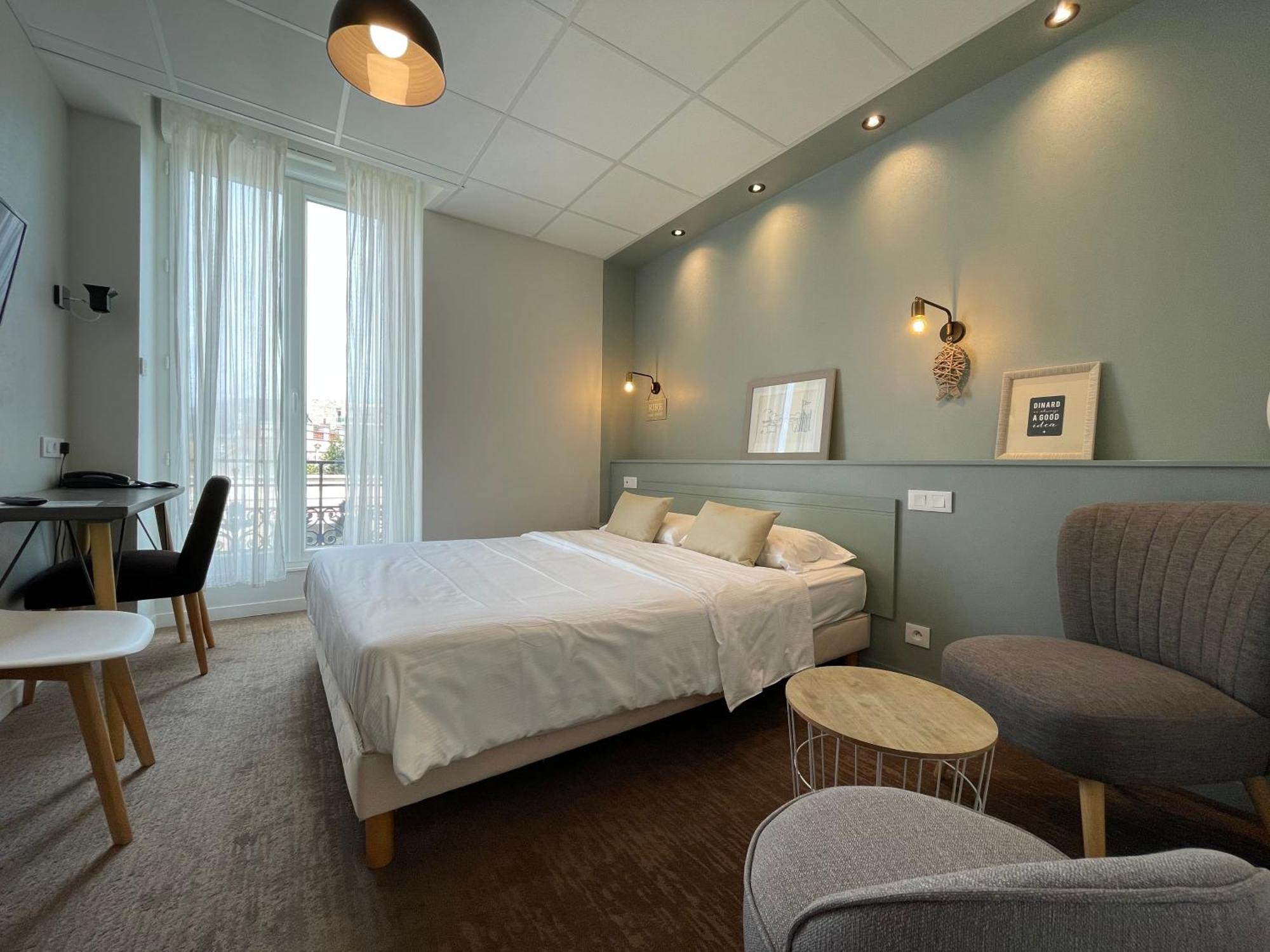 Cit'Hotel Les Alizes Dinard Exterior foto