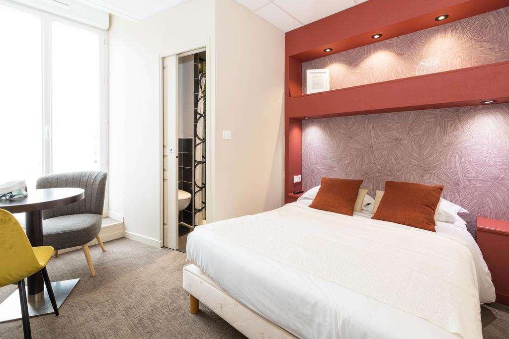 Cit'Hotel Les Alizes Dinard Habitación foto