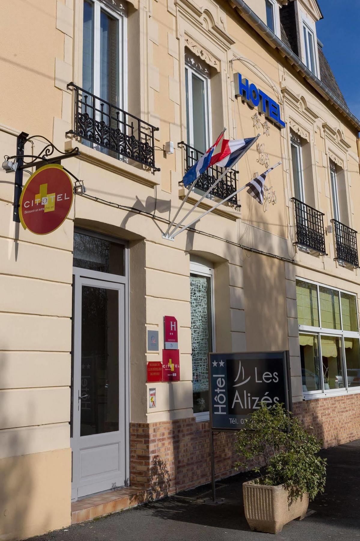 Cit'Hotel Les Alizes Dinard Exterior foto
